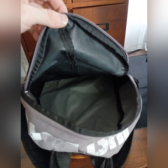 Smaller Nike Backpack - Picture 6 of 6